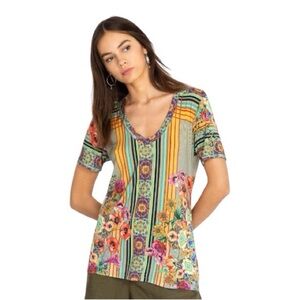 Johnny Was Top Women's Size 1X Multicolour Hunter Favorite Short Sleeve V-Neck